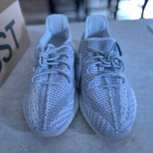 NEW YEEZY BOOST 350 V2 STATIC NON-REFLECTIVE11.5